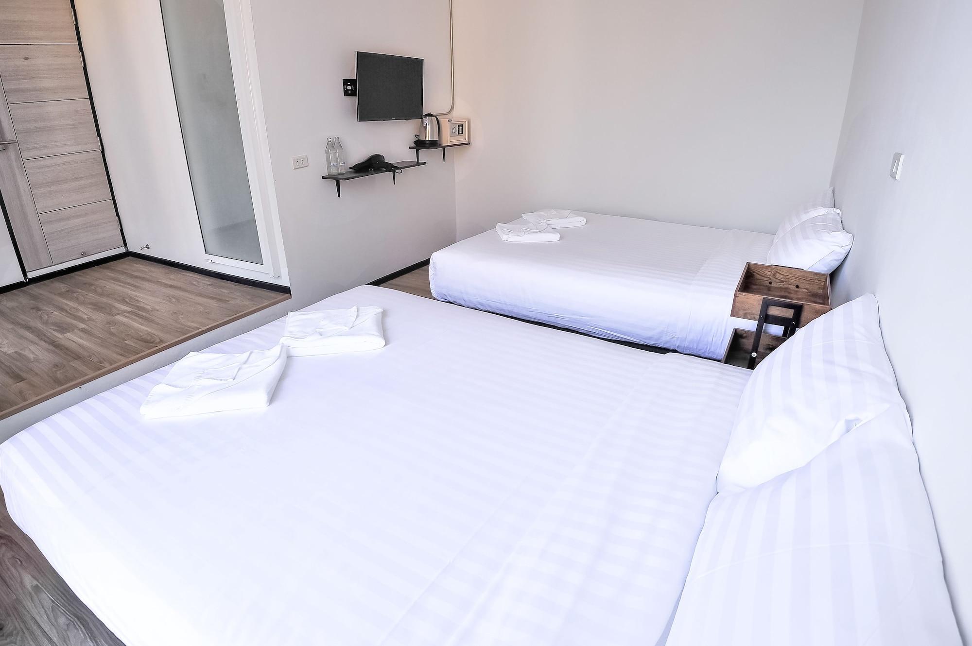 Glur Phuket Patong Beach المظهر الخارجي الصورة